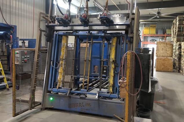 2005 Usifab Pallet Nailer and Assembly System